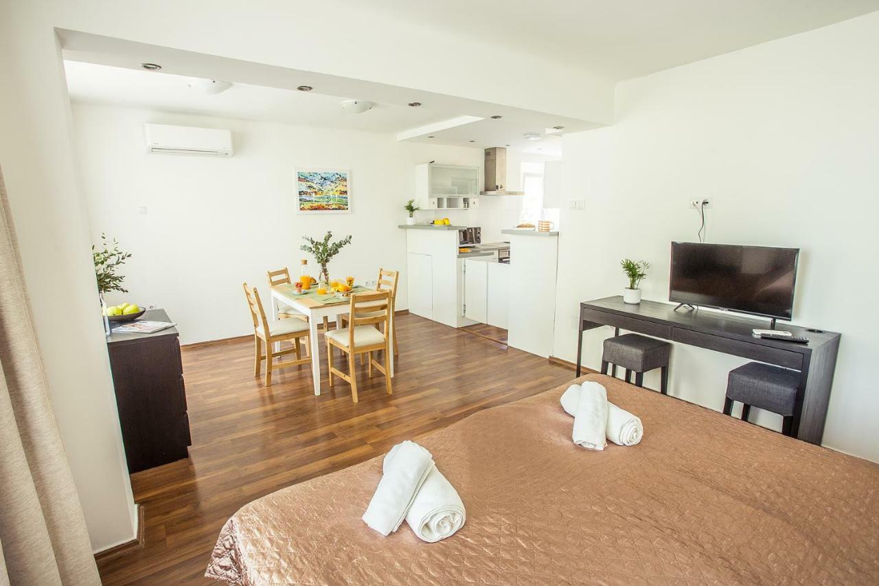 שיופוק Villa Greta מראה חיצוני תמונה